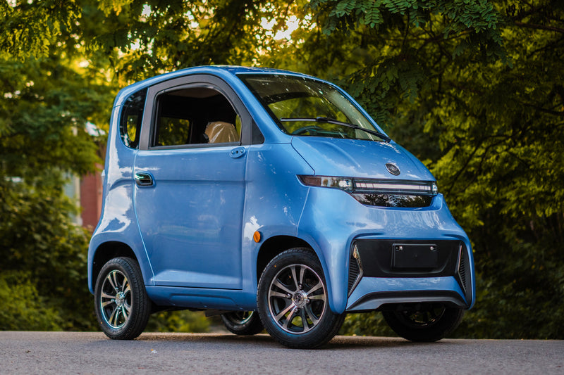 ET-4 Connect Fully - Enclosed 4-Wheel Electric Scooter