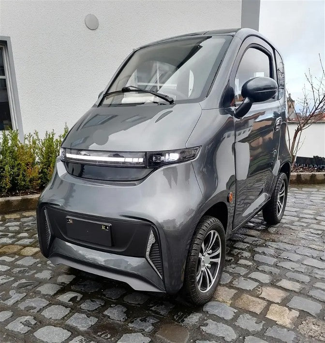 ET4 Connect Plus 100AH - Fully Enclosed Mobility Scooter